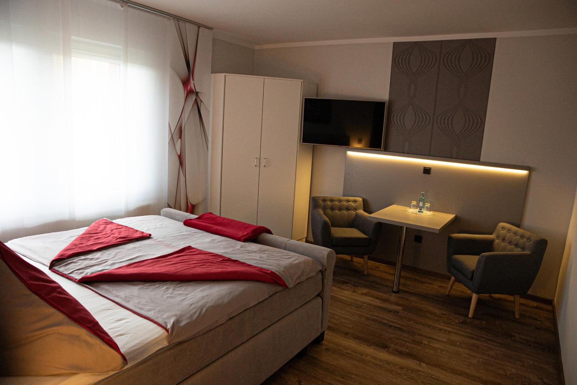 Pension Rüssel-Pub Sangerhausen Zimmer foto
